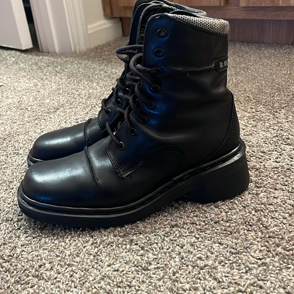 Dr Martens vintage laced up boots. Great preowned condition.  Size 6